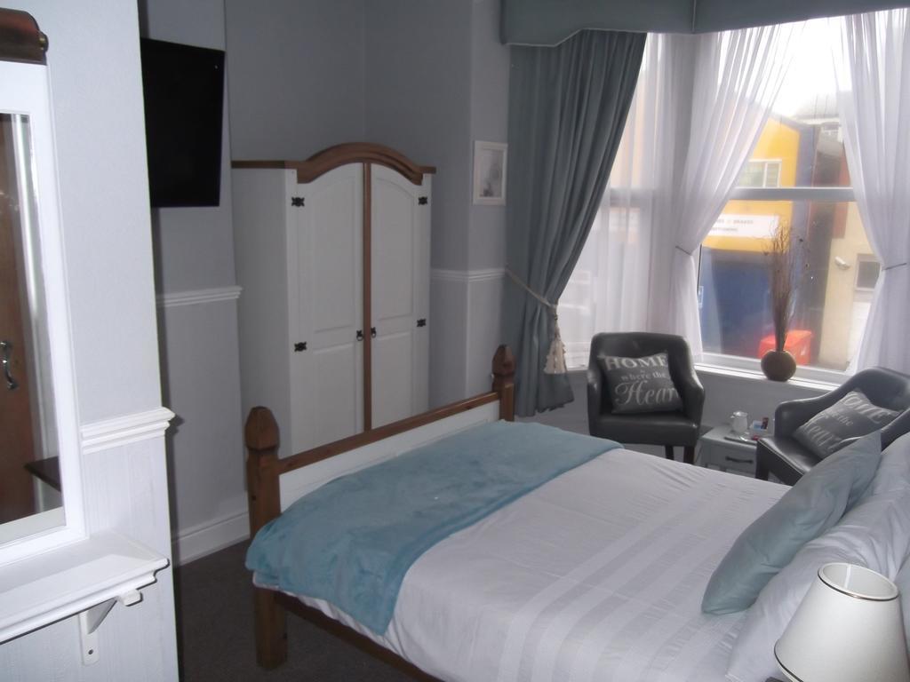 J'S Mayfair Guest House Blackpool Kültér fotó